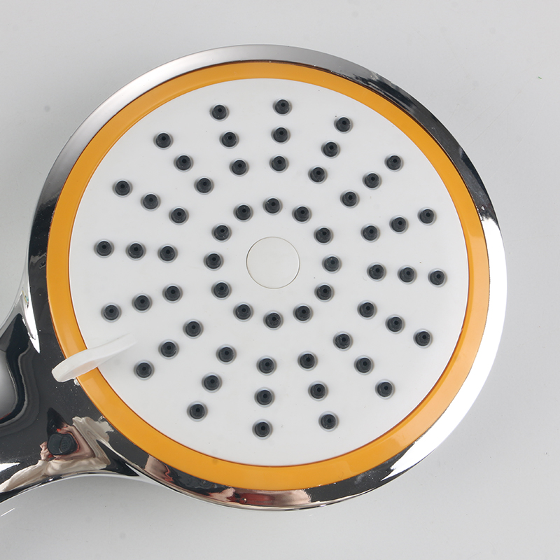 Orangefarbener Ringbrecher