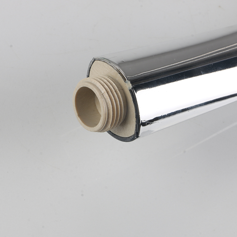 Orangefarbener Ringbrecher